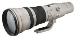Canon EF800mm f/5.6L IS USM telephoto lens