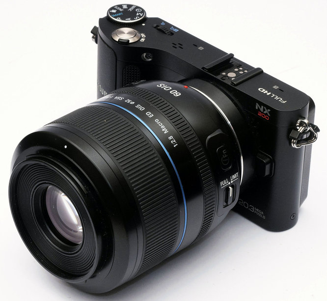 Samsung 60mm f/2.8 NX i-Function Macro Lens