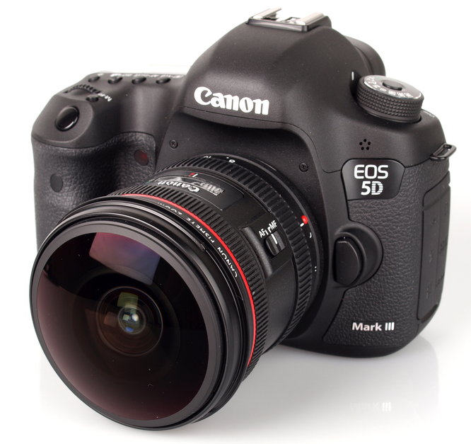 Canon EF 8-15mm f/4L Fisheye USM and Canon EOS 5D Mark III