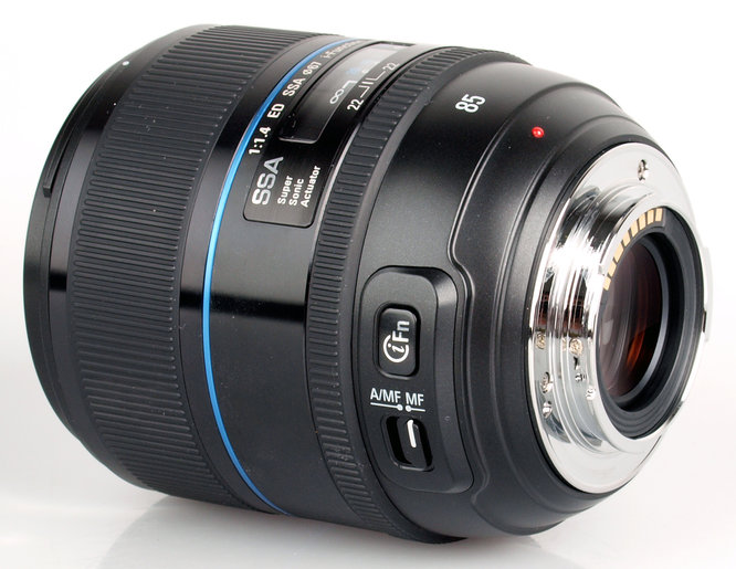 Samsung NX 85mm f/1.4 ED SSA