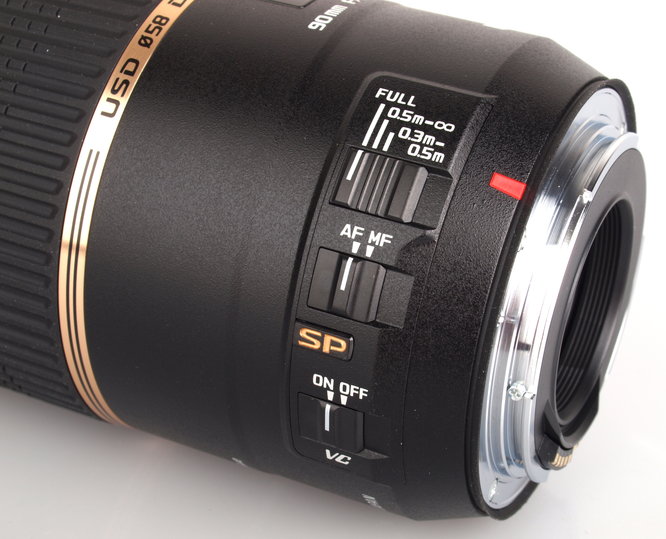 Tamron SP 90mm F/2.8 Di MACRO 1:1 VC USD