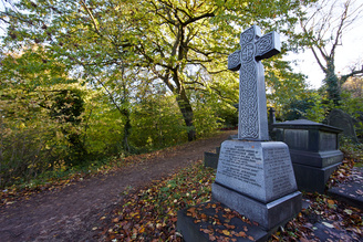 Contrast remains high, even when shooting into the light | 1/40 sec | f/5.6 | 14.0 mm | ISO 100