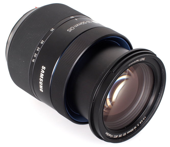 Samsung S 16 50mm F2 8 ED OIS Lens (1)
