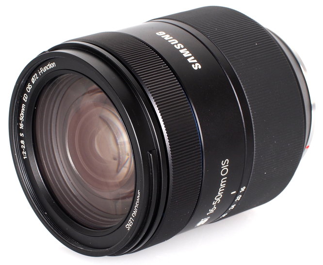 Samsung S 16 50mm F2 8 ED OIS Lens (2)