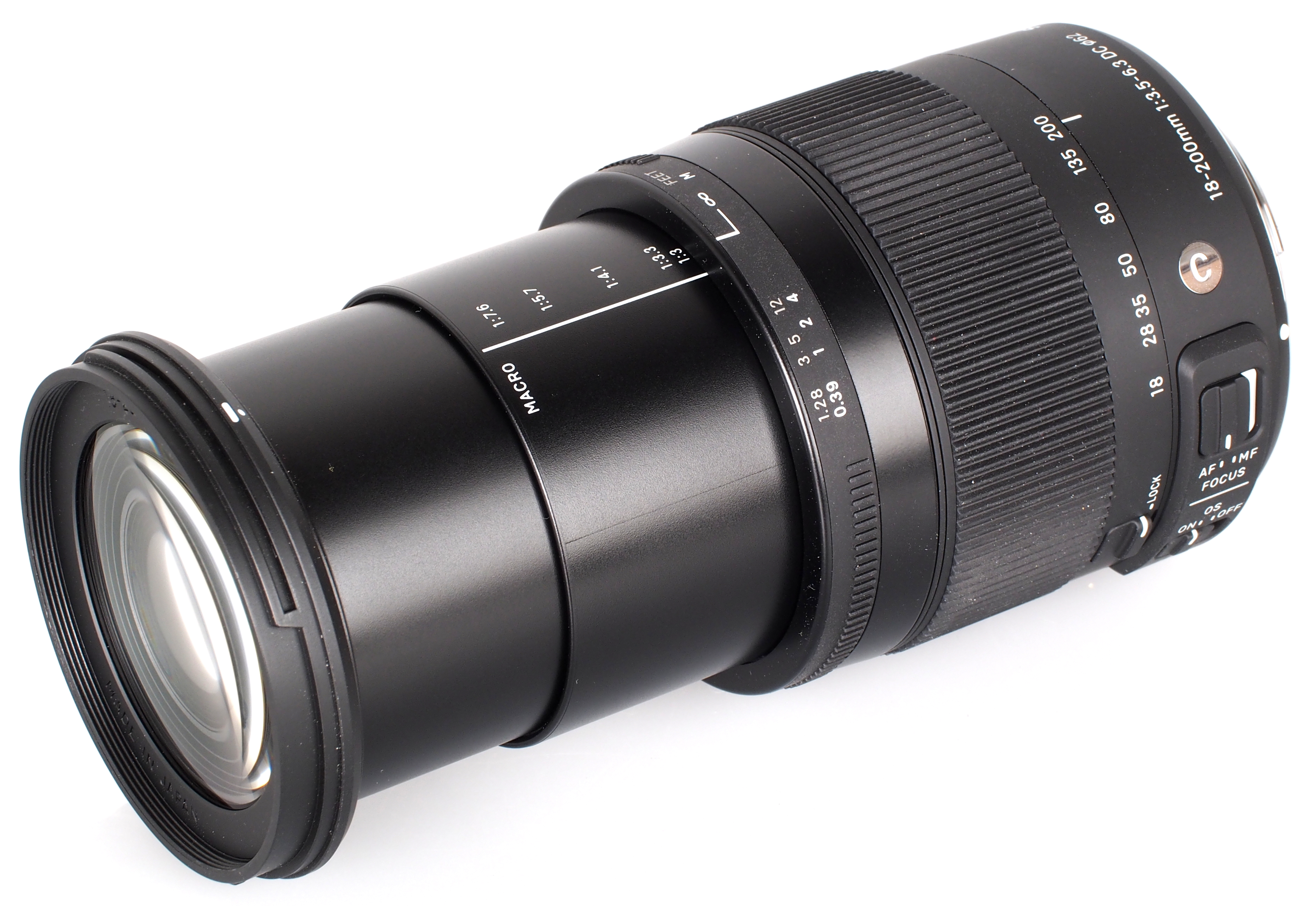 Sigma 18-200mm f/3.5-6.4 DC Macro Lens Review