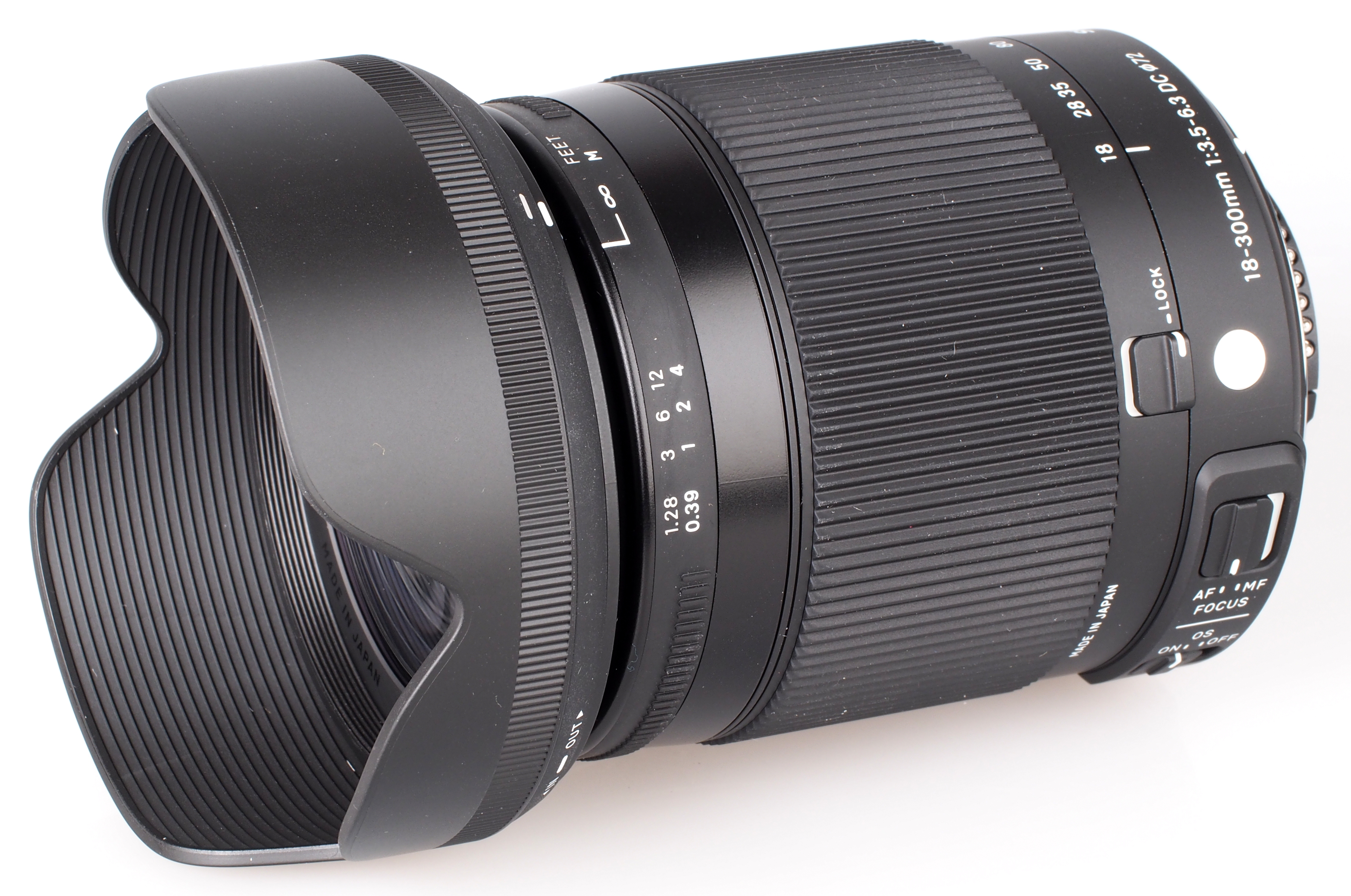 Sigma 18-300mm f/3.5-6.3 Macro OS HSM C Lens Review
