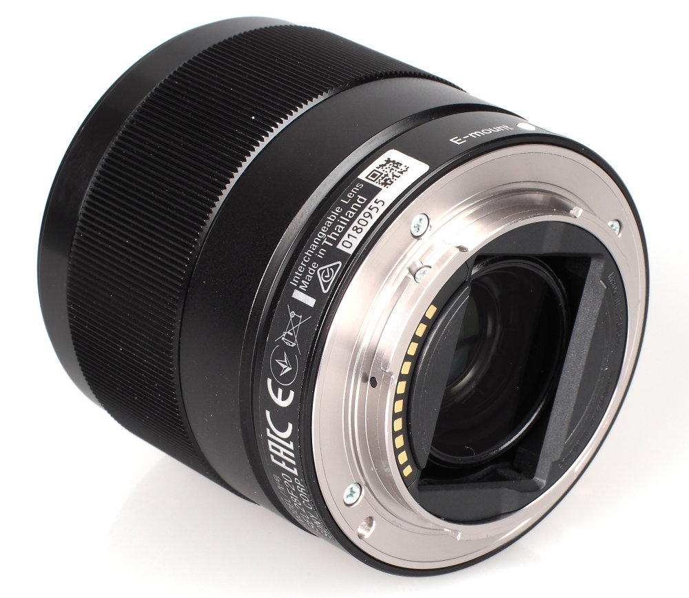 Sony 28mm F2 0 Lens (1)