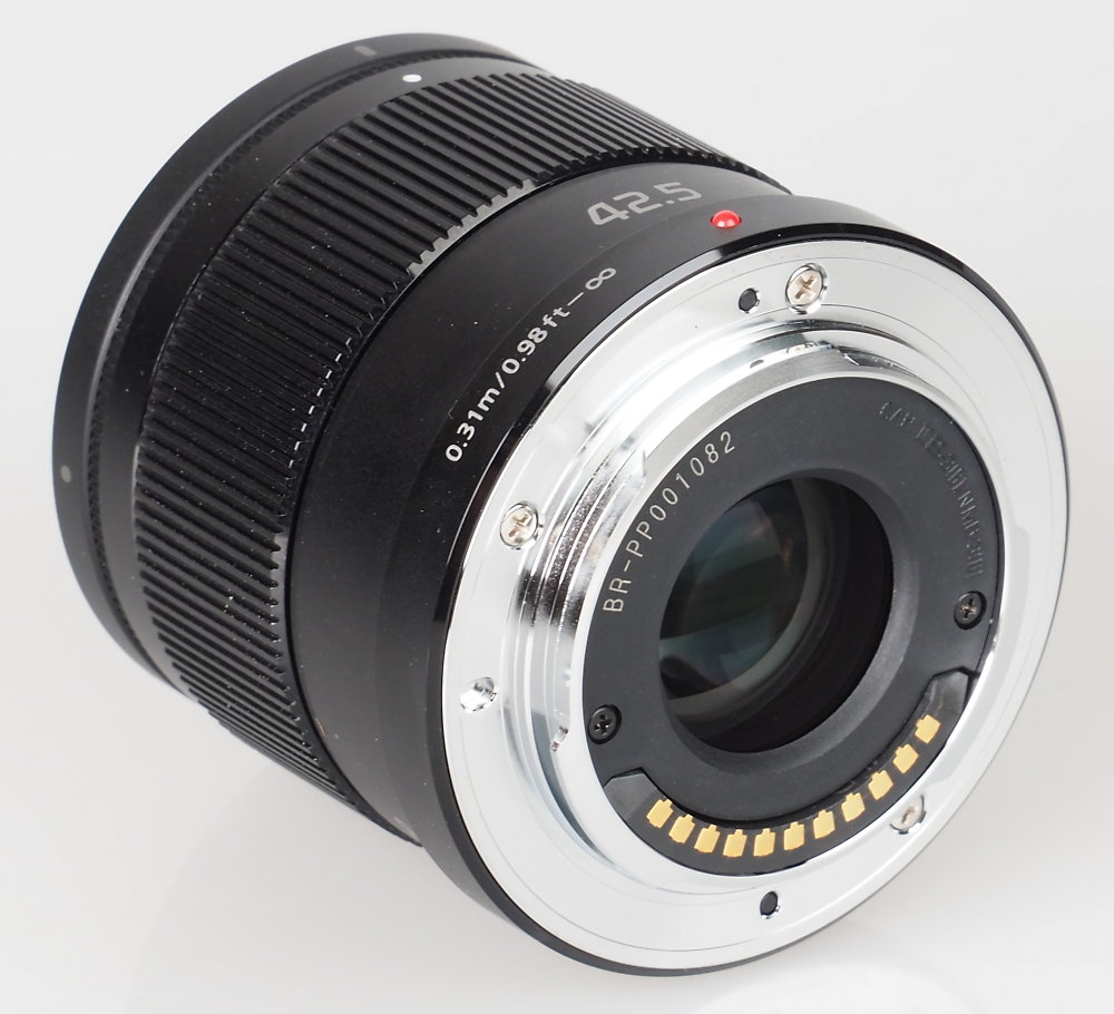 Panasonic 42 5mm F1 7 H HS043 (5)