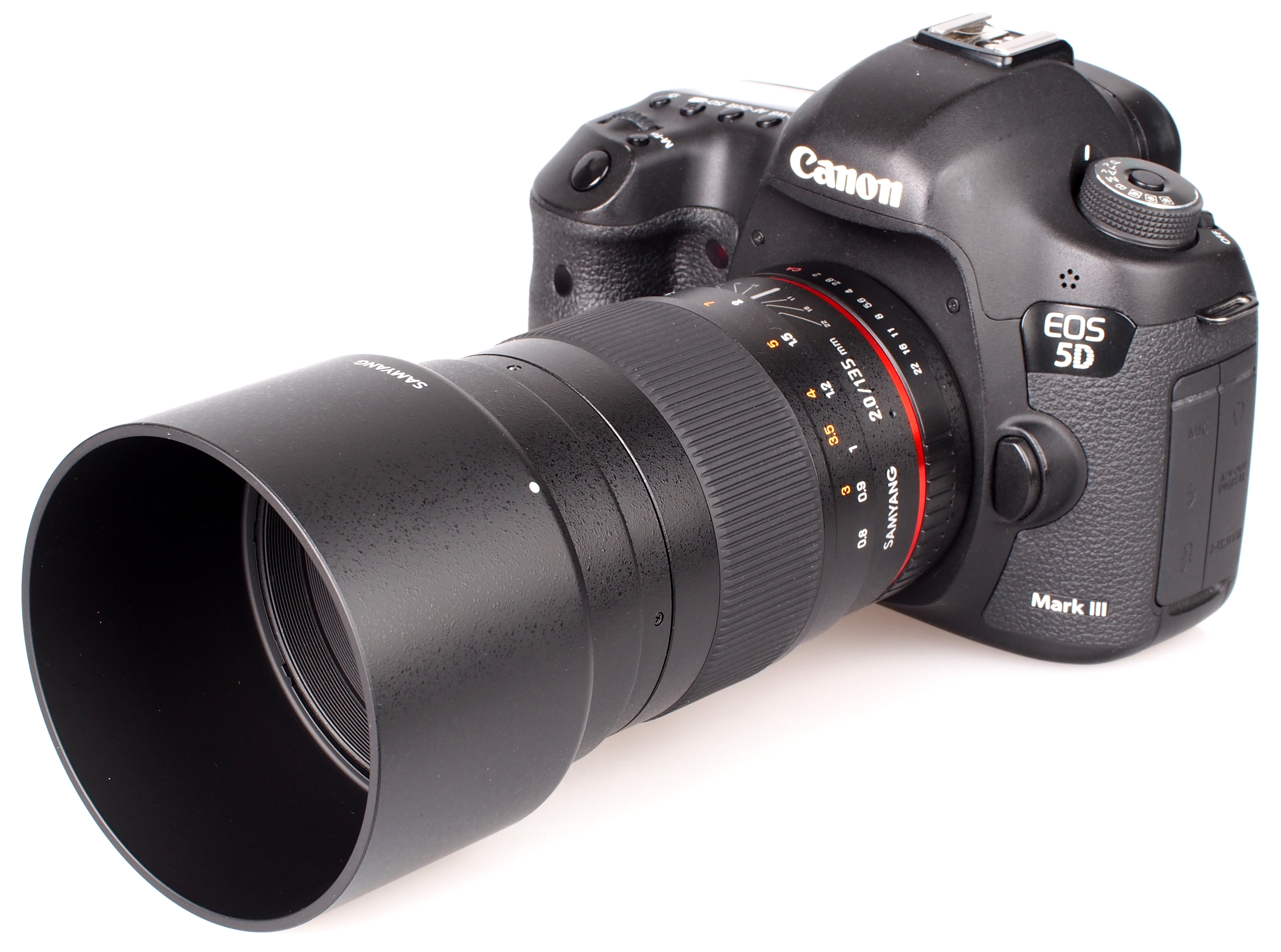 Samyang 135mm f/2 ED UMC Lens Review
