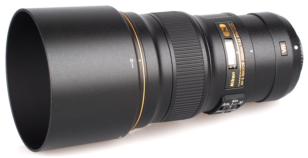 Nikon AF S NIKKOR 300mm F4E PF ED Lens (1)
