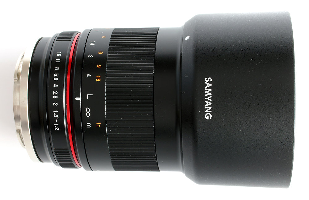 Samyang 50mm F1,2 With Hood