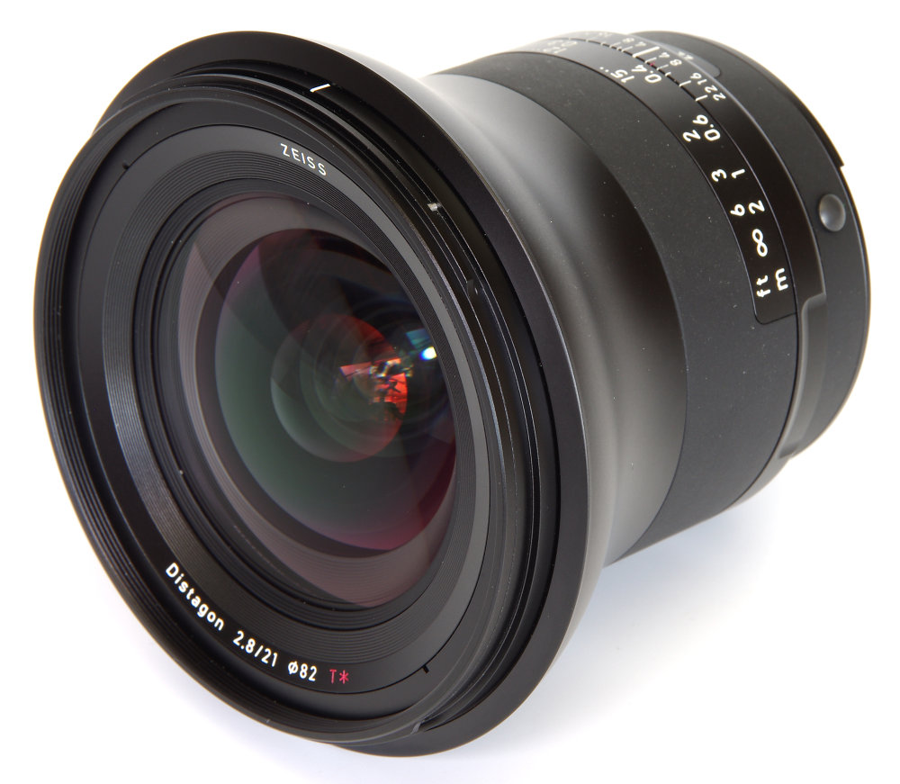 Zeiss Milvus 21mm F2,8 Front Oblique