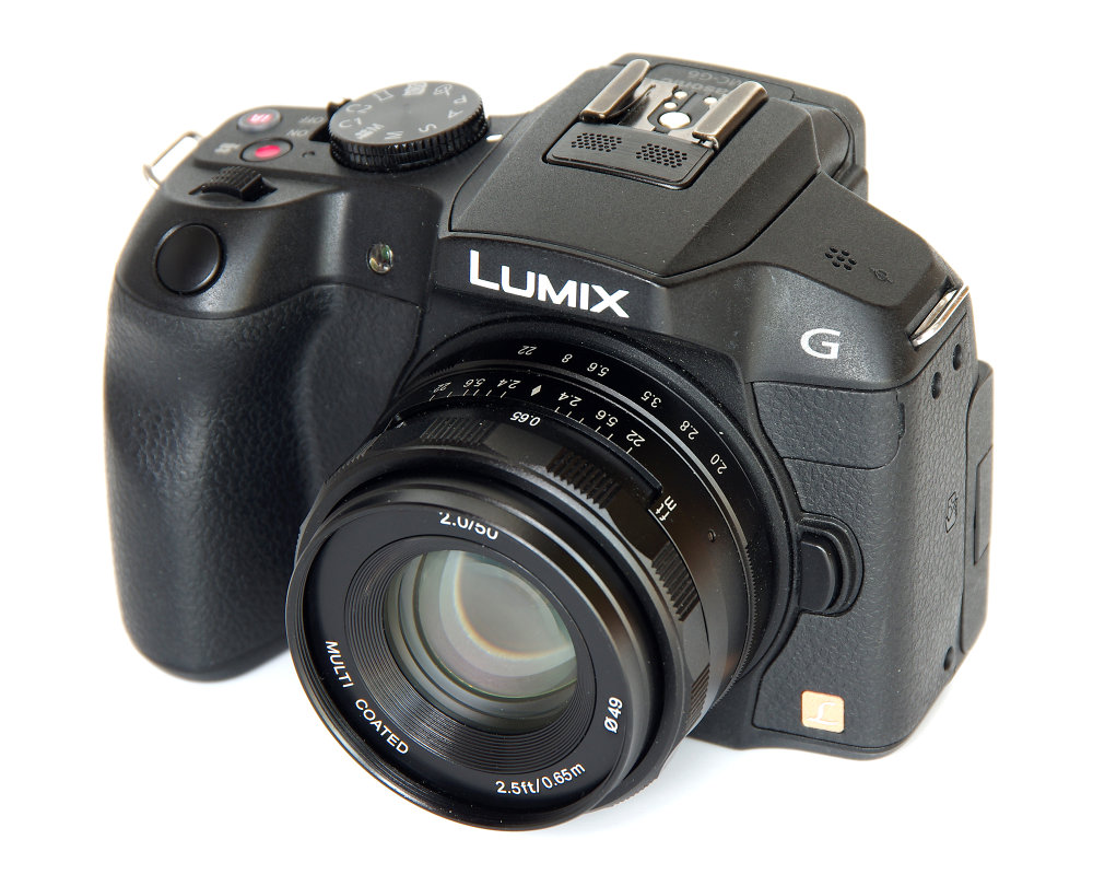 Meike 50mm F2 On Lumix G6