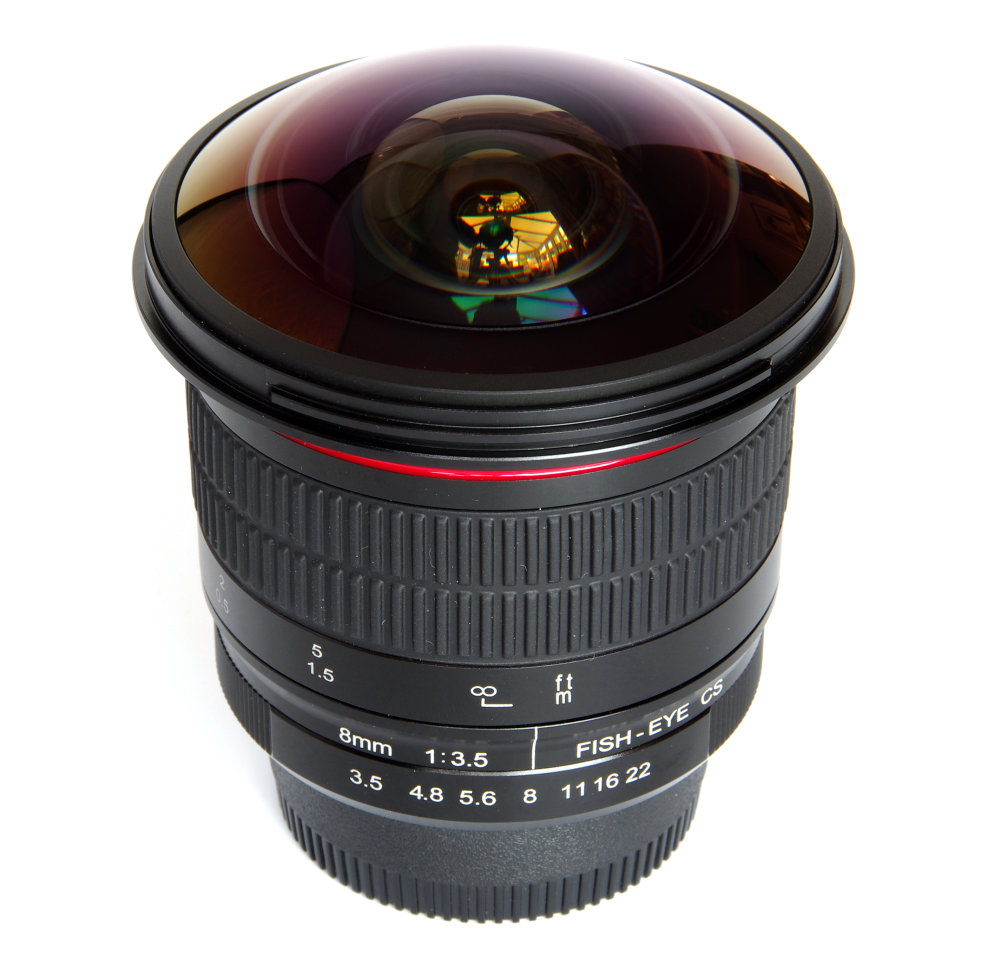 Meike 8mm F3,5 Vertical View