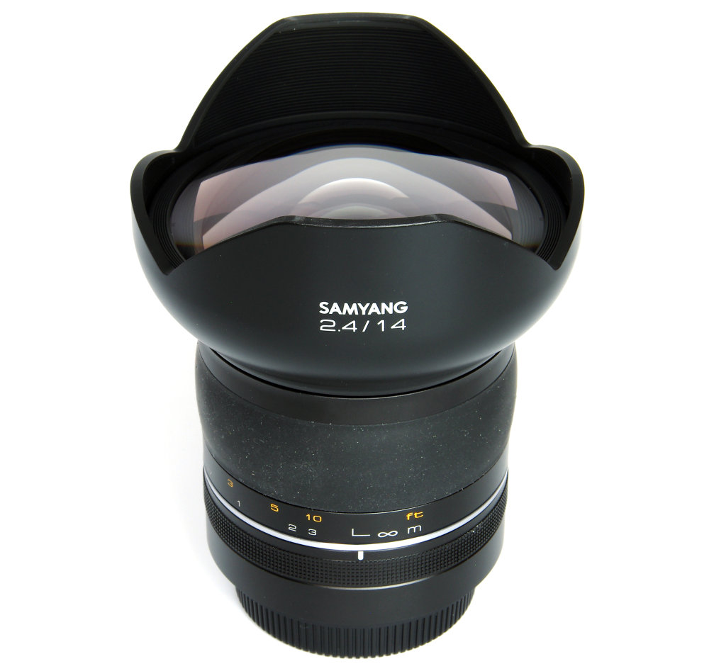 Samyang 14mm F2,4 Vertical View