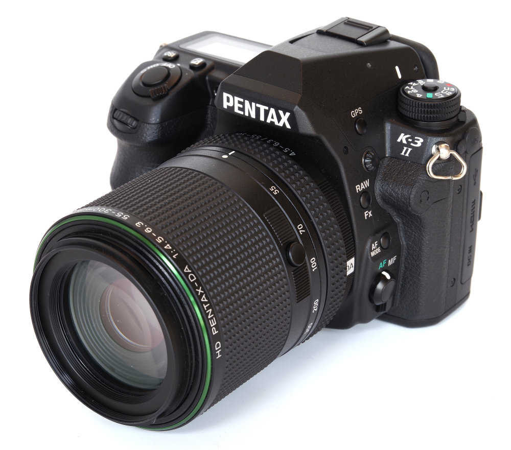 Hd Pentax 55 300mm Ed Plm Wr Re On K3ii Body With Lens Locked