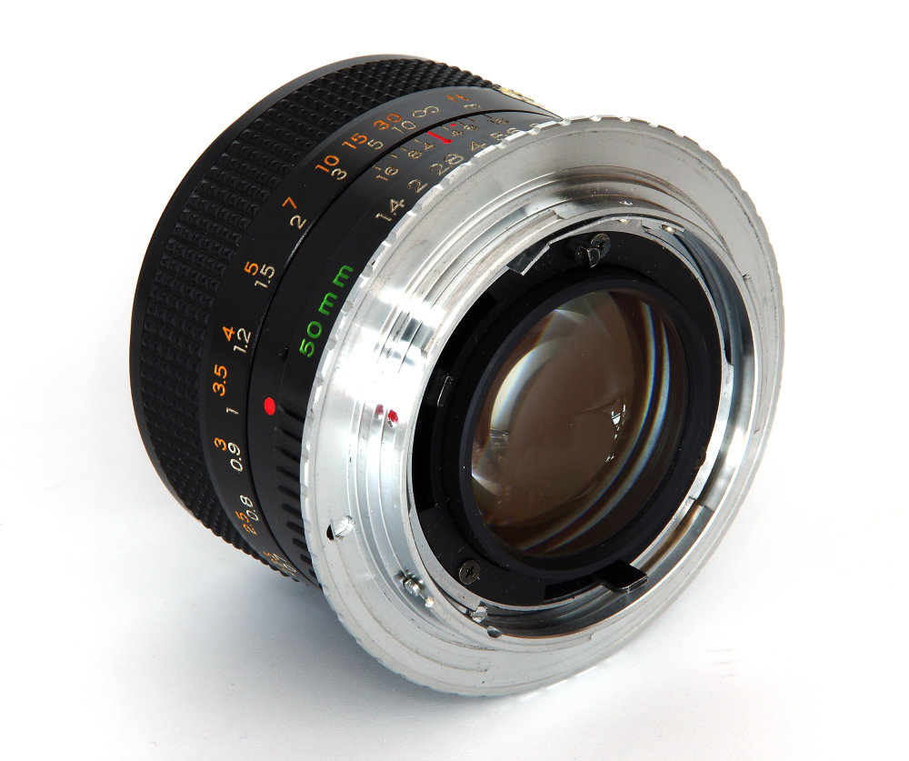 Yashica Ml 50mm F1,4 Rear Oblique View