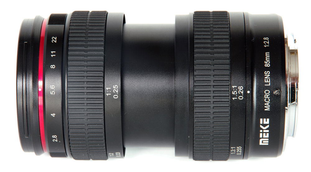 Meike 85mm F2,8 Macro Top View At Maximum Magnification