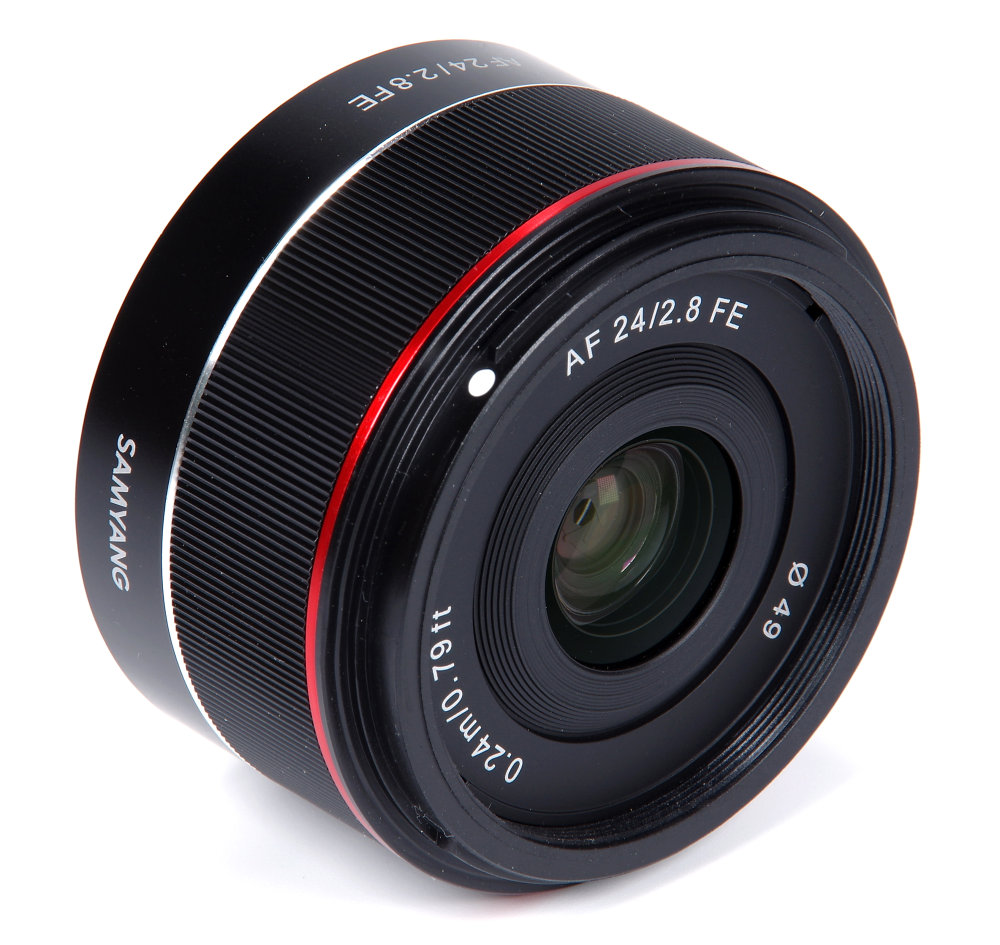 Samyang Af 24mm F2,8 Fe Front Oblique View