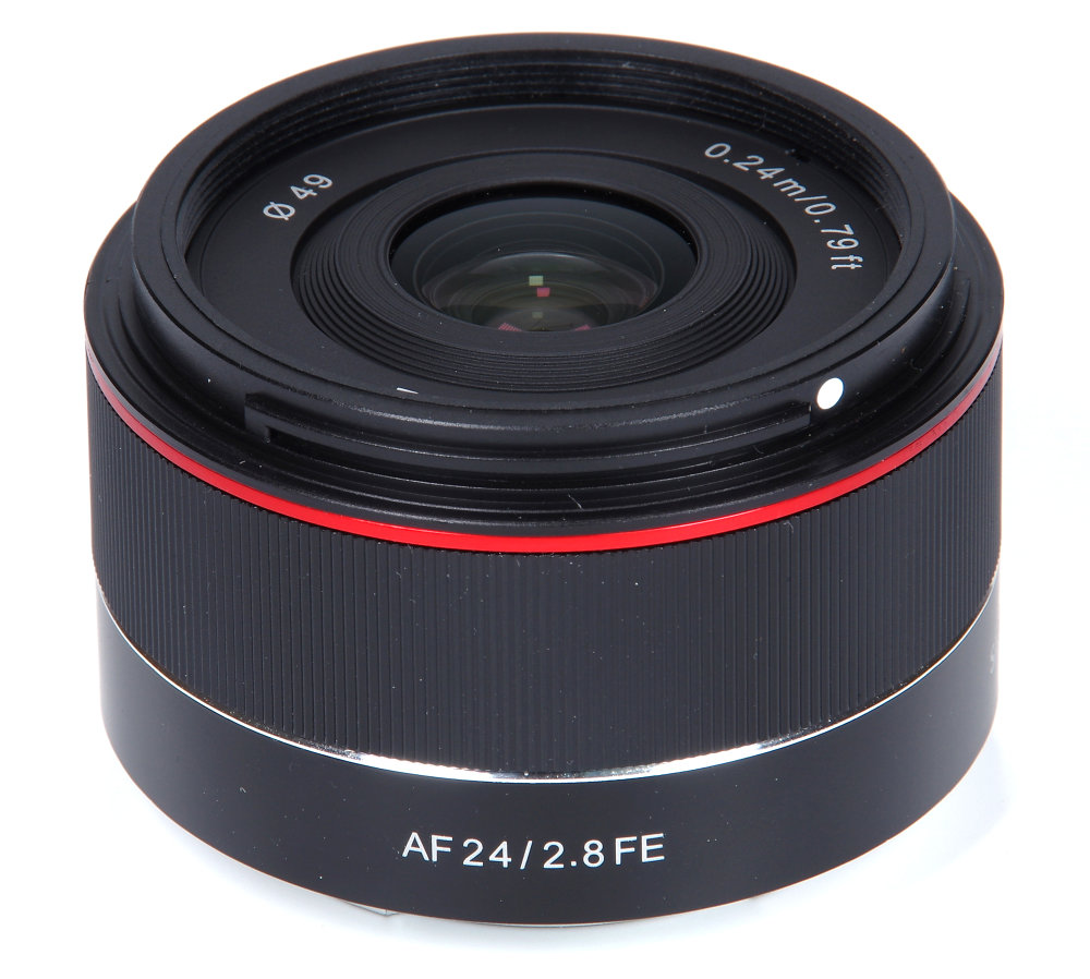 Samyang Af 24mm F2,8 Fe Vertical View